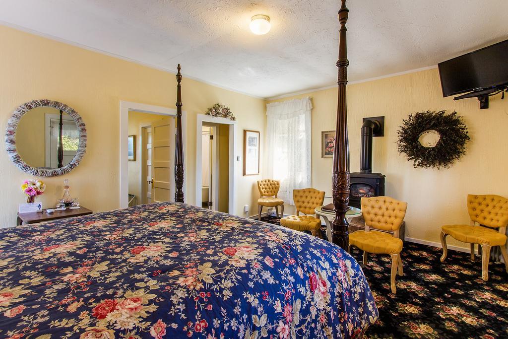 סנט הלנה Shady Oaks Country Inn מראה חיצוני תמונה